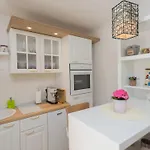 Dalmatinisches Haus In Der Altstadt Von By Interhome Prázdninový dům Split